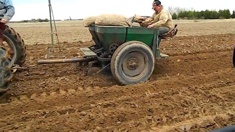 MANUAL OLIVER IRON AGE POTATO PLANTER Ebook Reader