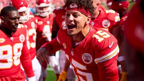 Mahomes' Career High in Yards: A Record-Breaking Performance