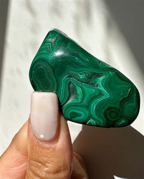 Malachite Crystals: Mystical Wonders for Transformation and Healing