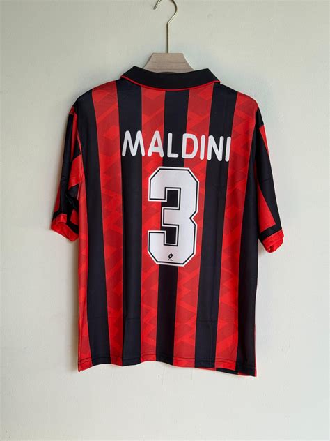 Maldini Jersey: A Style Icon Through the Decades