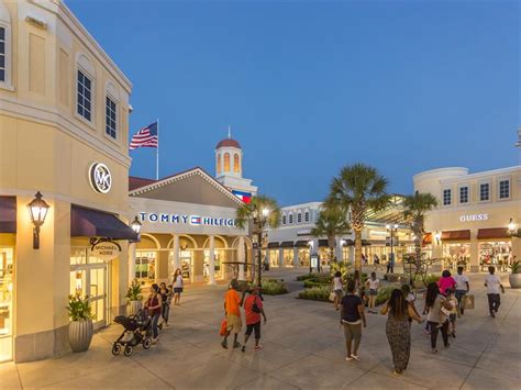 Malls in Charleston SC: A Shopper's Haven with 1,000+ Stores