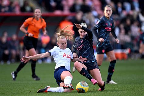 Manchester City Feminino: Um Time de Sucesso e Inspiração