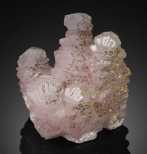 Manganoan Calcite: A Stunning Gemstone with Intriguing Properties