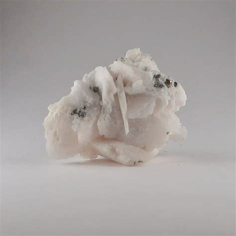 Manganocalcite: The 1,000+ Uses You Never Imagined!