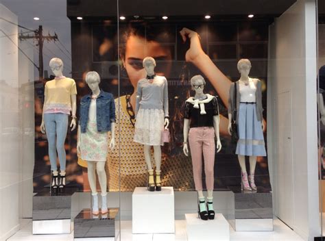 Mannequin Base: The Foundation of Retail Display