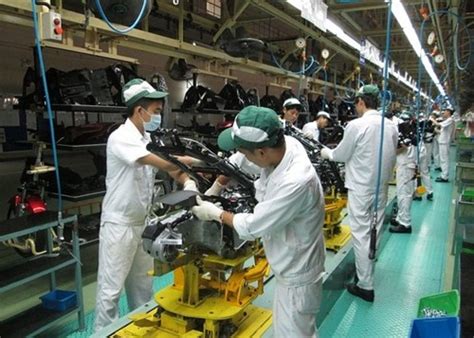 Manufacturing Exodus from China: Vietnam Emerges as the New Hub by 2025