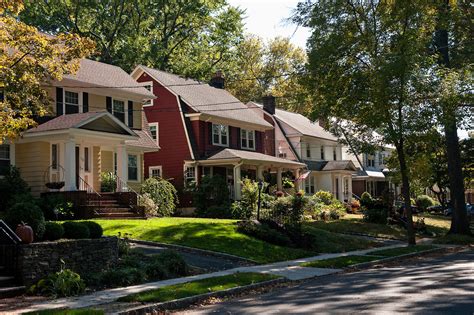 Maplewood, New Jersey: A Thriving Suburb Just 15 Miles from NYC