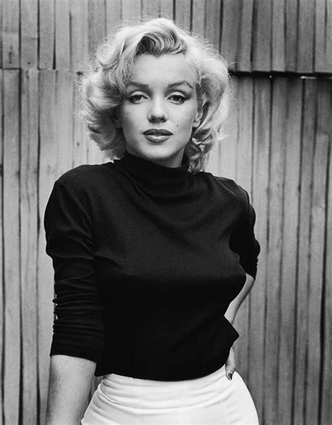 Marilyn Monroe Shirts: Style and Iconography in Fashion