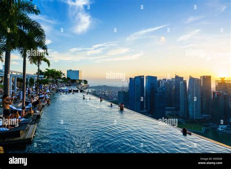 Marina Bay Sands Singapore: A 2025 Guide to Experiencing the Infinity Pool