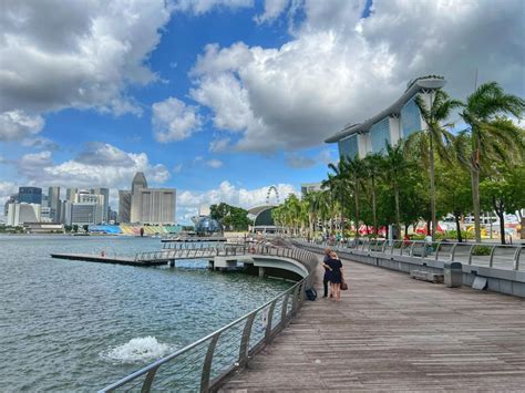 Marina Bay Waterfront Promenade: