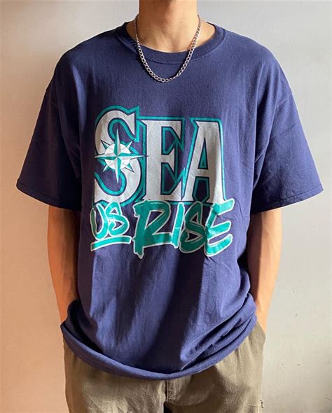 Mariners T-Shirts: A Timeless Fashion Statement for Sea Lovers