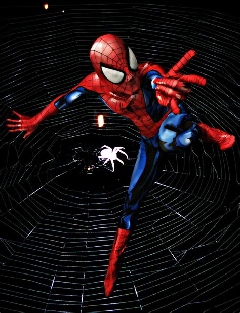 Marvel Spider-Man 2: Unveil the Web-Slinger's Ultimate Costume Collection