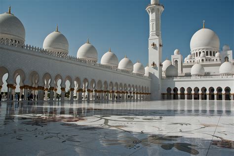 Masjid Zayed Abu Dhabi: A Stunning Tapestry of Architectural Marvels