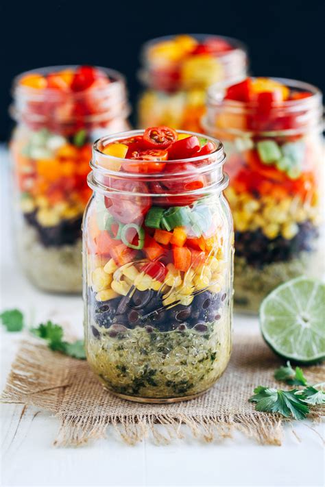 Mason Jar Meals The Top 25 Healthy and Delicious Meals in Jars for Busy People on the Go Reader