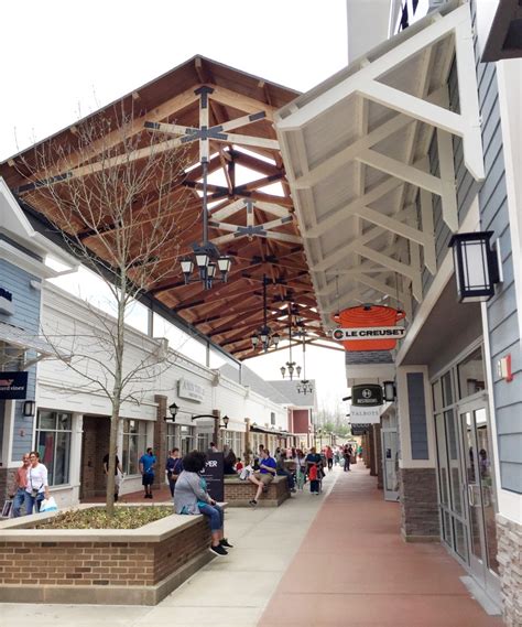 Massachusetts Outlet Centers: Your Guide to Smart Shopping