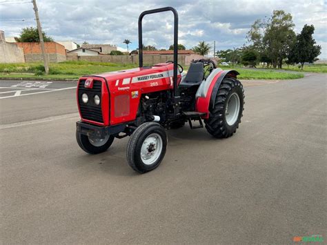 Massey Ferguson 265: Um Trator Poderoso para Pequenas e Médias Propriedades