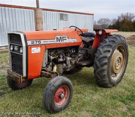 Massey Ferguson 275