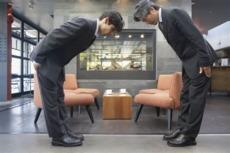 Master the Art of "Japanese Bow" for Success in Your Japanese Business Endeavors