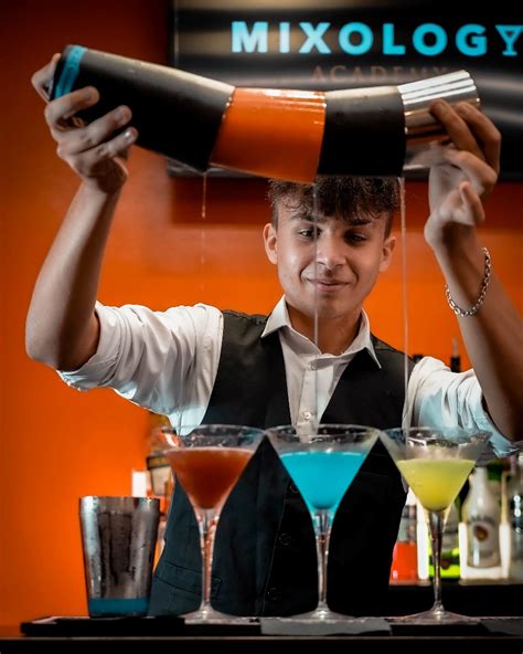 Master the Art of Mixology: Dive into an Unforgettable Bartending Course in Singapore