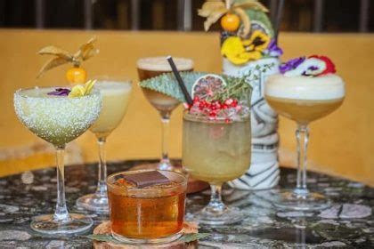 Master the Art of Mixology with a Comprehensive Course in Singapore