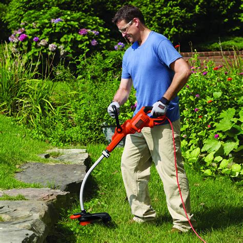 Mastering Lawn Maintenance with Black+Decker String Trimmers