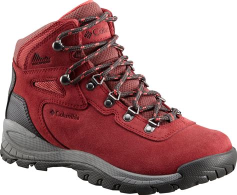 Mastering the Outdoors: A Comprehensive Guide to Waterproof Hiking Boots for Women