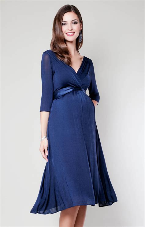 Maternity Cocktail Dresses: 12 Stunning Styles for Every Occasion