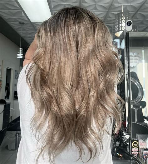 Medium Ash Blonde: Achieve the Perfect Balance of Cool and Warm