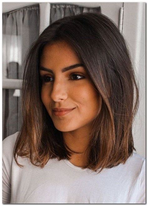 Medium Straight Haircuts: A Timeless Choice for All Hair Types