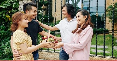 Meeting Parents for the First Time: A Comprehensive Guide to Making a Lasting Impression