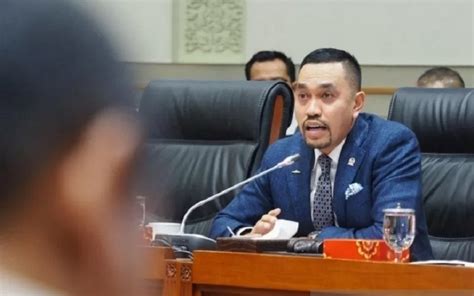 Membangun Kesuksesan ala Ahmad Sahroni: Dari Tukang Ojek hingga Pengusaha dan Politikus Ternama