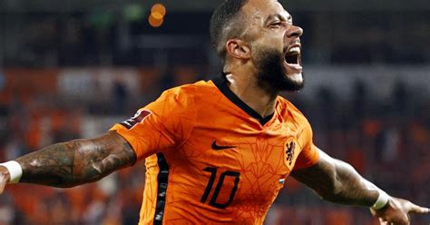 Memphis Depay: The Versatile Dutch Star on Europe's Elite Stage