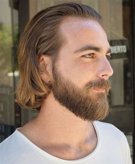 Men's Swept-Back Hair: The Ultimate Style Guide