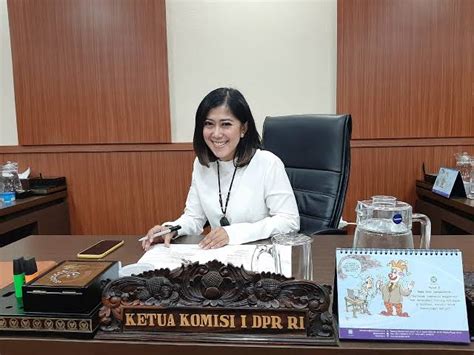 Mengulik Rahasia Keindahan dan Prestasi Meutya Hafid: Inspirasi bagi Perempuan Indonesia