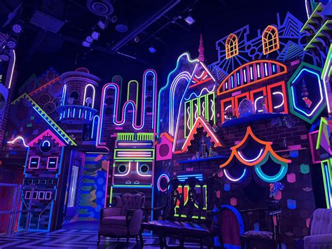 Meow Wolf Grapevine Reviews 2023: A Gateway to a Surreal Universe