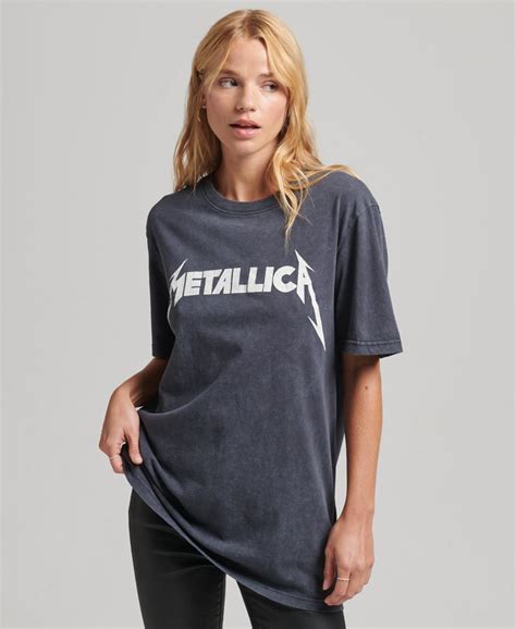 Metallica Female T-shirts: Express Your Rock 'N' Roll Style