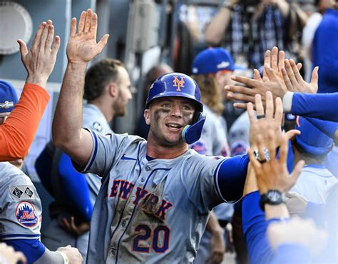 Mets vs. Dodgers Game 3: A Pivotal Clash