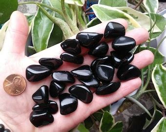 Mexican Obsidian: A Stone of Enchanting Darkness