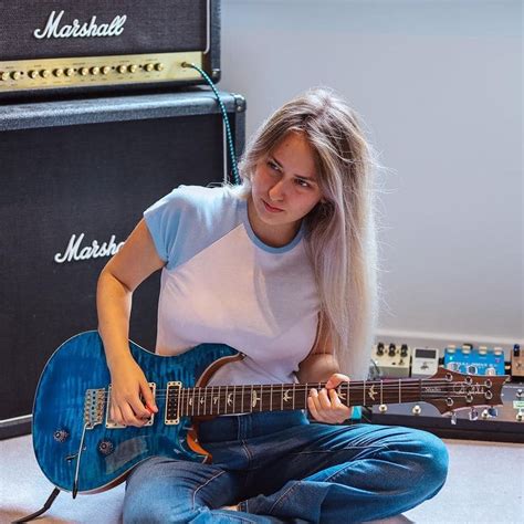 Mia Smith: A Guitar Prodigy Redefining the World of Music