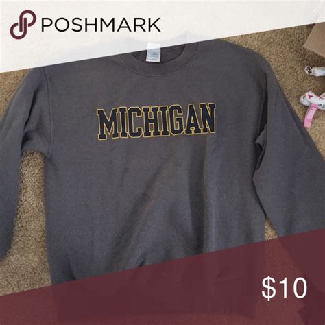 Michigan Sweatshirt Mens: Stay Warm and Stylish