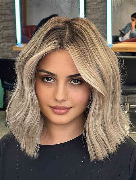 Mid Length Wigs Lace Front Blonde Wigs Without Bangs Synthetic Wigs 2025: A Comprehensive Guide