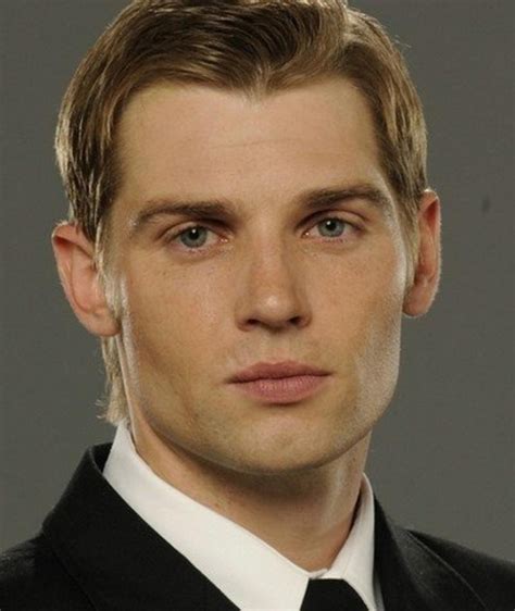 Mike Vogel