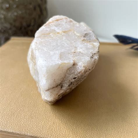 Milky Quartz Raw: An In-Depth Exploration