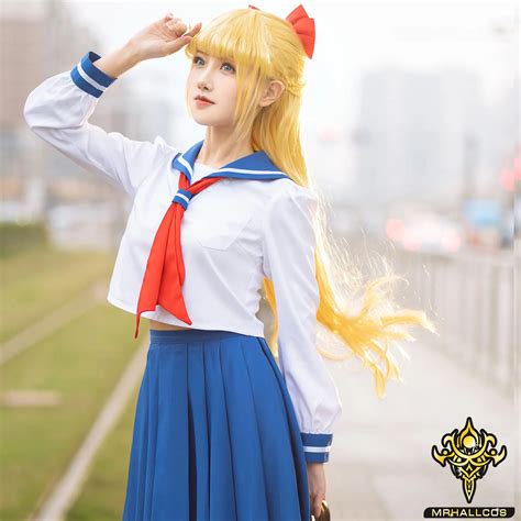 Minako Aino Cosplay: Bringing the Iconic Sailor V to Life