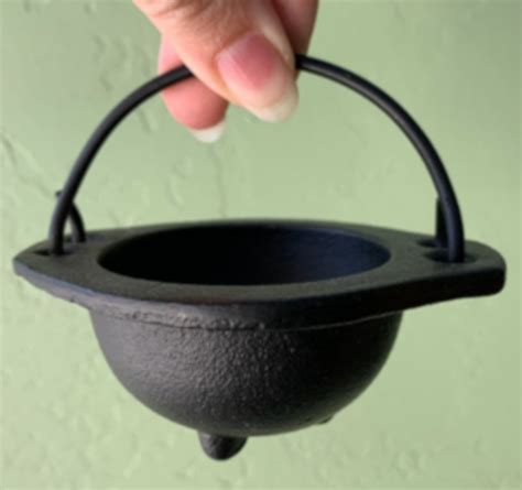 Mini Cauldron Cast Iron: Ultimate Guide to 2025