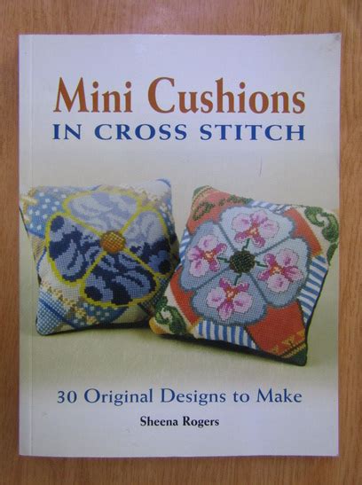 Mini Cushions in Cross Stitch: 30 Original Designs to Make Epub