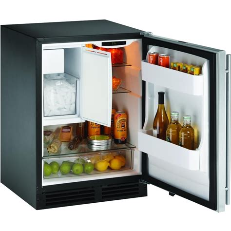 Mini fridges with ice makers