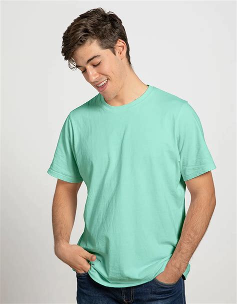 Mint Green T-Shirt: The Perfect Shade for Your Summer Wardrobe