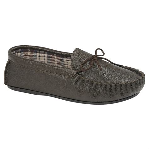 Moccasin-Style Slippers: