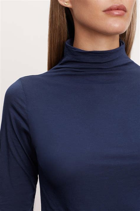 Mockneck T-Shirt: A Versatile Staple for Your Wardrobe